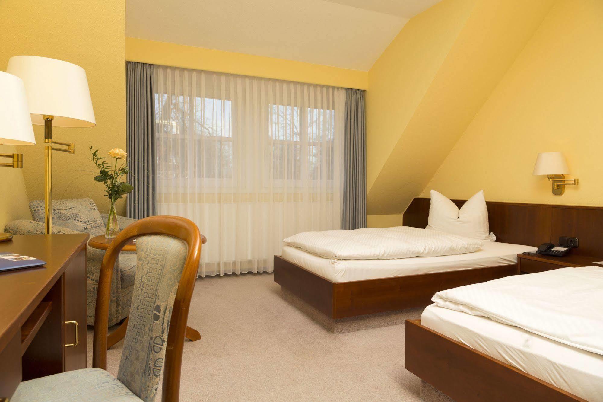 Ringhotel Residenz Wittmund Zewnętrze zdjęcie